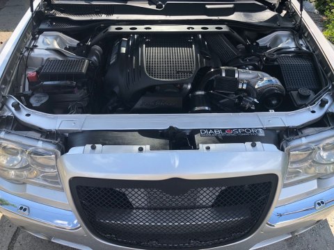 Rozpórka Chrysler 300C przednia górna White