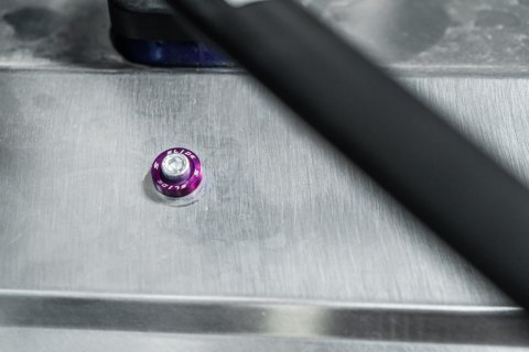 Śrubki, podkładki ozdobne M6x1.0 15mm SLIDE Black