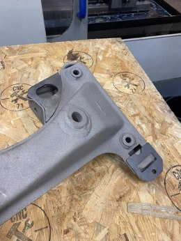 Wzmocnienie BMW 3 E30 Belki Przód Zestaw