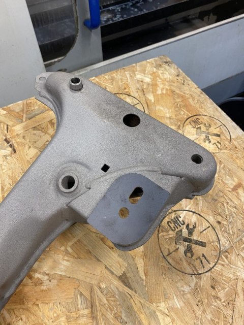 Wzmocnienie BMW 3 E30 Belki Przód Zestaw