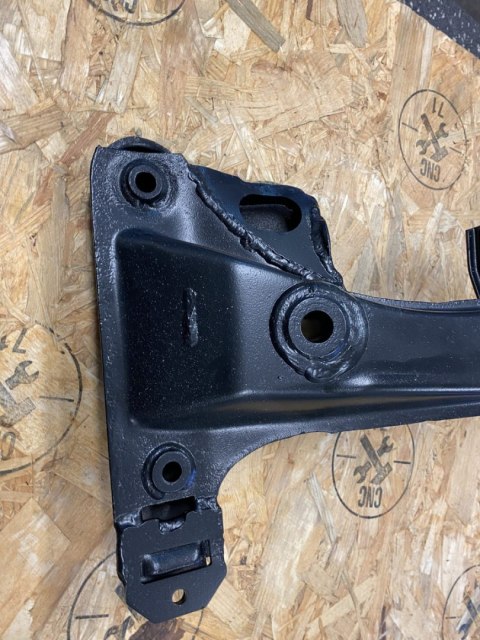 Wzmocnienie BMW 3 E30 Belki Przód Zestaw