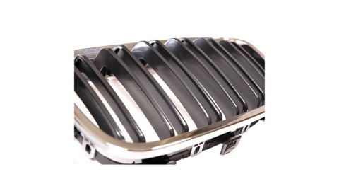 Grill BMW 1 F20 F21 podwójne żeberka Chrome & Black