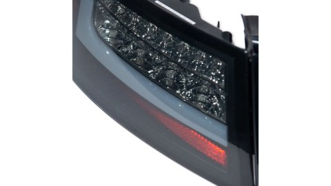 Lampy Audi A5 8T Tył LED Black-Smoke
