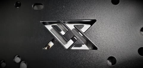 Podstawa Płyta do zamocowania hamulca ręcznego otworowana do tunelu BMW E46 Fluo