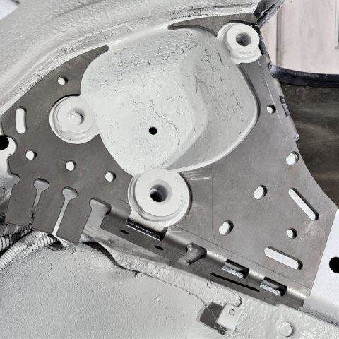 Wzmocnienie BMW 3 E36 Mocowania tylnych wahaczy