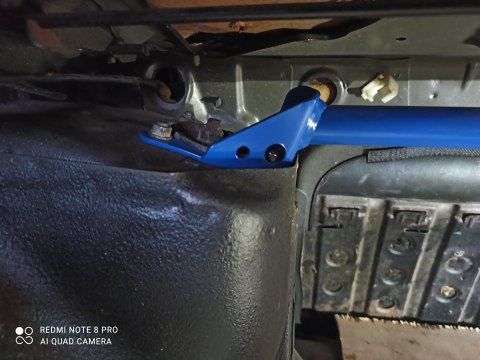 Rozpórka Honda Prelude II 2 tylna górna Red