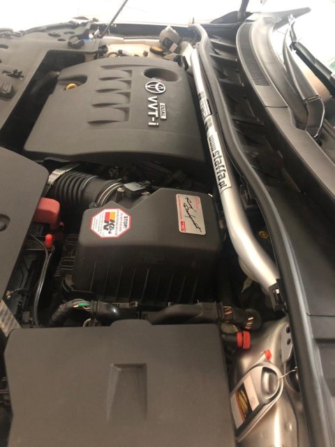 Rozpórka Toyota Corolla E15 przednia górna Black