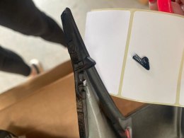 Grill Volkswagen Transporter T5 Red Strip bez znaczka