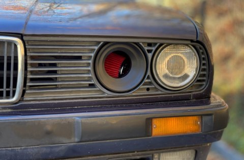 Wlot powietrza w lampę BMW 3 E30 światło mijania 89mm