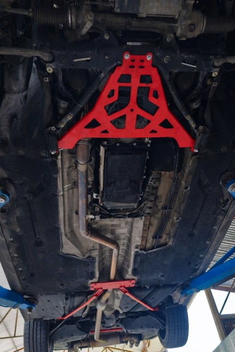 Rozpórka BMW 1 F20 F21 2 F22 F23 3 F30 F31 F34 F35 4 F32 F33 F36 przednia dolna Stal