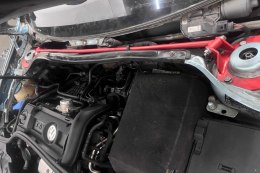 Rozpórka VW Golf V VI Scrirocco przednia górna Red Stal