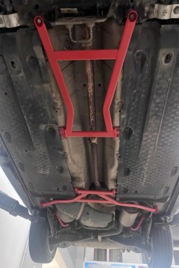 Wzmocnienie VW Golf V VI Scrirocco tylna dolna Red Aluminium